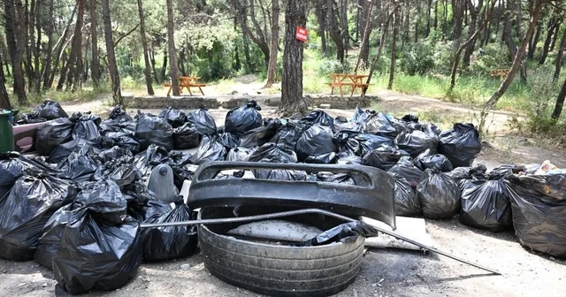 Çiftlik Park Mesire Alanı nda çevre için el ele verildi Manisa Haberleri