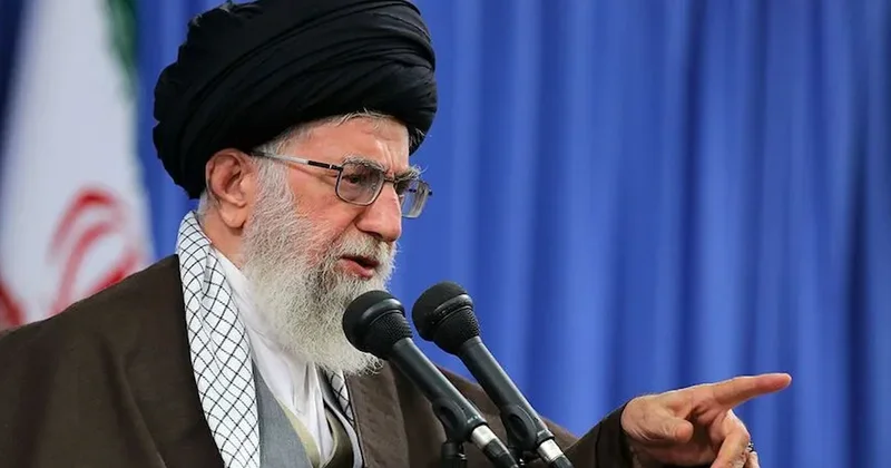 İran ın eski lideri Hamaney için Tahran da cenaze namazı kılındı Sözcü Gazetesi