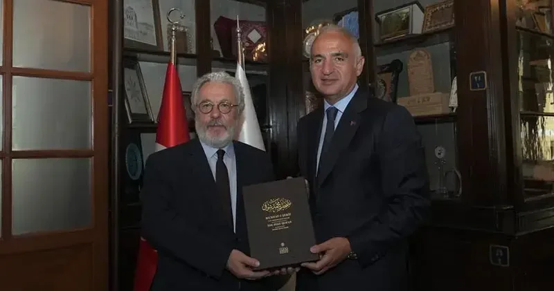 Bakan Ersoy, IRCICA nın çalışmalarını inceledi