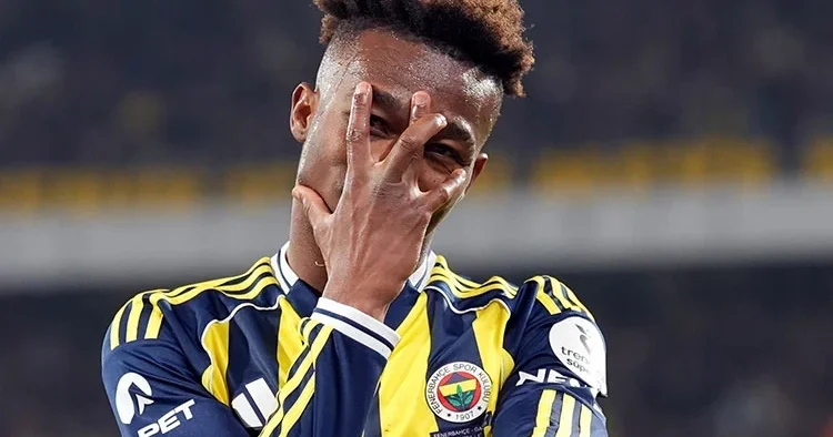 Fenerbahçe Kulübü, Nene nin de kampa katılacağını duyurdu