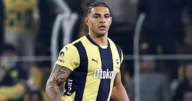 Fenerbahçe de Diego Carlos gelişmesi! Kulüpten resmi açıklama geldi