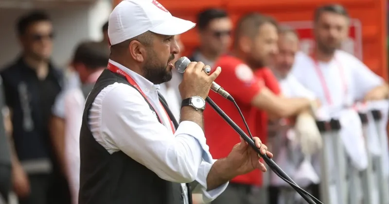 Eski pehlivan, Kırkpınar da cazgır olarak er meydanında