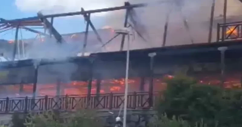 SON DAKİKA Maltepe de yangın paniği: Restoran alevlere teslim oldu!