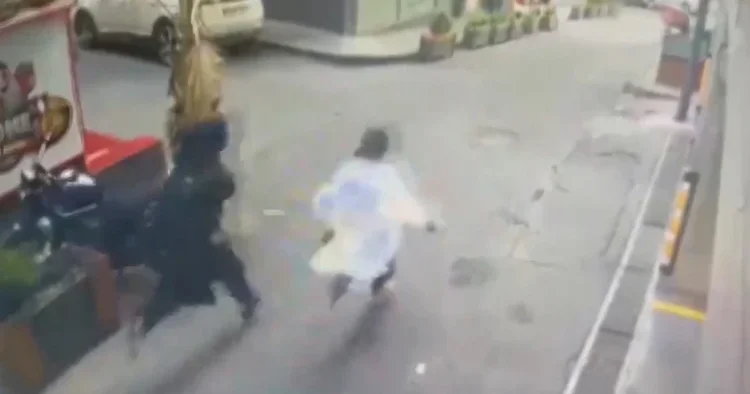 14 yaşında ama 470 suç kaydı var! Yankesicilik yaparken suçüstü yakalandı