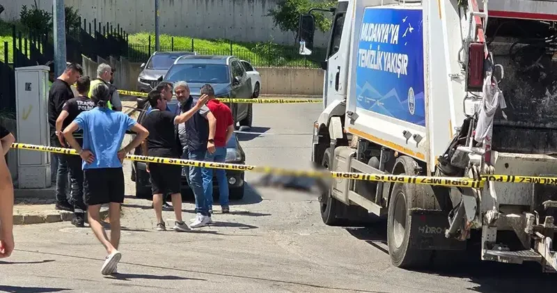 Çöp kamyonunun altında kaldı, hayatını kaybetti