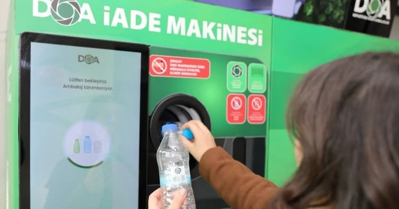 Türkiye de boş pet şişe çılgınlığı! Tanesi 1 TL olunca 5 günde 8 milyona yakın şişe makinelere atıldı Sözcü Gazetesi