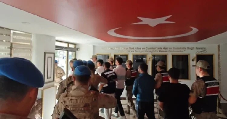 16 ilde dev operasyon: 10 milyar 166 milyonluk para hareketliliği tespit edildi