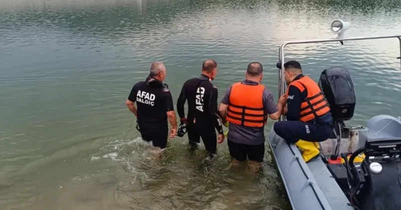 Burdur da baraja giren genç kayboldu: Ekipler alarma geçti