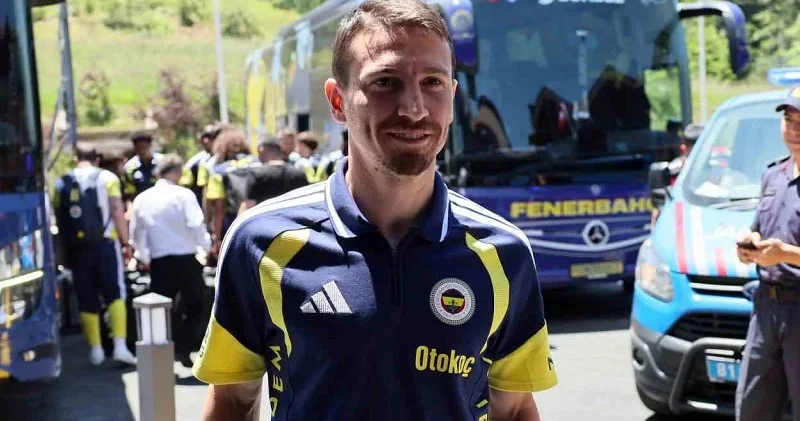 Fenerbahçe Mert Hakan Yandaş ın sözleşmesini uzattı: Maaşı gündem oldu Futbol Haberleri