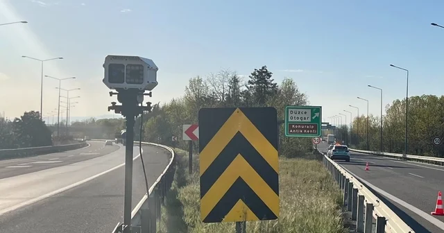 85 i hızdan 725 araç sürücüsüne ceza yazıldı Düzce Haberleri Habertürk Yerel Haberler