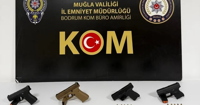 Ruhsatsız silahlarla kaçarken kıskıvrak yakalandılar Muğla Haberleri Habertürk Yerel Haberler