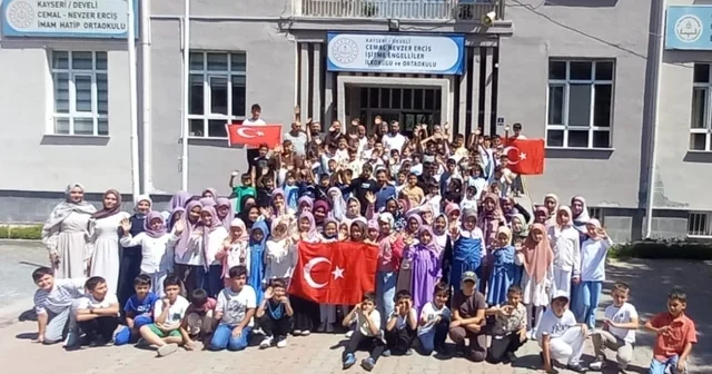 Develi Yaz Kur an Kursu nda Veda Hutbesi Okuma Etkinliği düzenlendi Kayseri Haberleri Habertürk Yerel Haberler