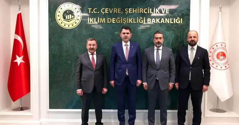 Gölbaşı Belediye Başkanı Odabaşı ndan Bakan Kurum a ziyaret