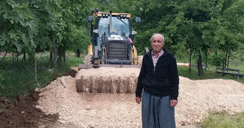 Traktör parkından çıkan kavgada muhtarı darbeden iki şüpheli tutuklandılar