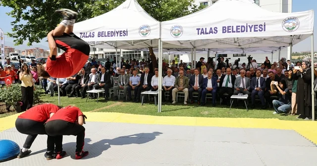 Talas taki ERVA açılışında Başkan Yalçın a özel teşekkür Vali Çiçek ten Başkan Yalçın a Övgü: Bizi ilk gün yüreklendiren isim Mustafa Yalçın oldu Kayseri Haberleri Habertürk Yerel Haberler