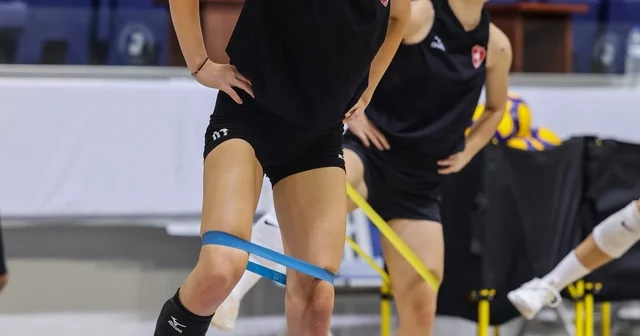Denizli Büyükşehir Belediyespor Kadın Voleybol Takımı yeni sezon hazırlıklarına başladı Denizli Haberleri Habertürk Yerel Haberler