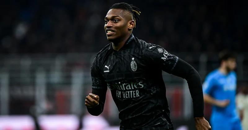 Galatasaray ın Rafael Leao ısrarı! Fenerbahçe de istiyordu