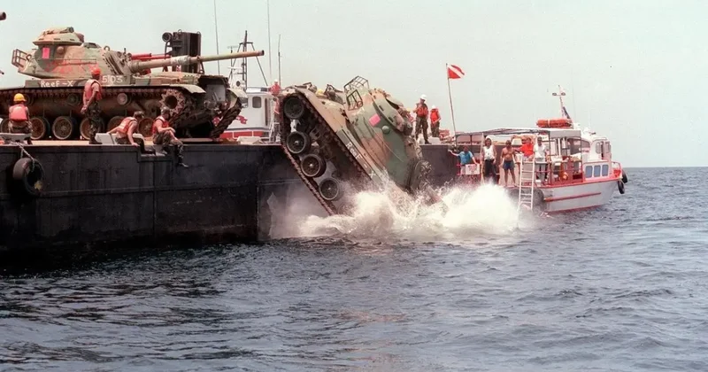 ABD 100 savaş tankını denize batırdı: Canlılara doğal yuva