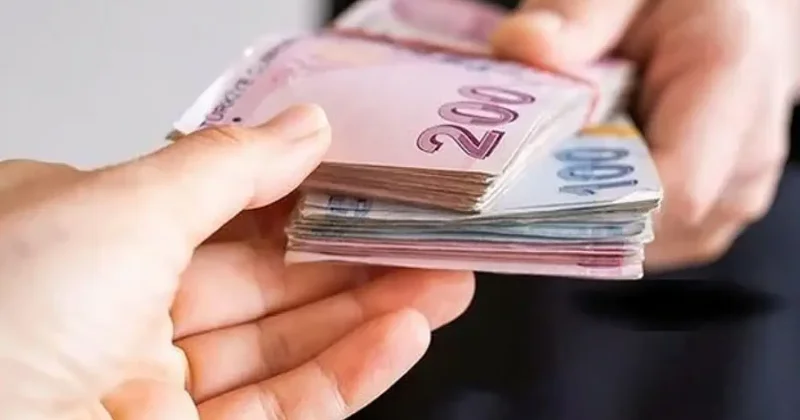 Bakan açıkladı: Zamlı maaşlar hesaplara yatmaya başladı!