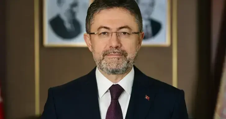 Bakan Yumaklı: Fransa da görevli yangın söndürme uçakları ülkemize döndü