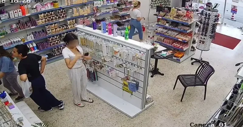 Müşteri gibi girdi, beğendiklerini iç çamaşırına koyup kaçtı!