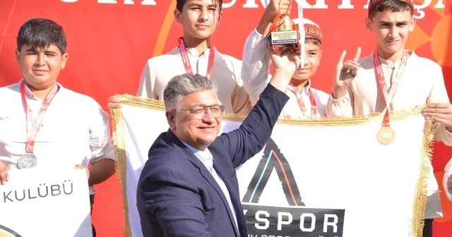 Rektör Kızıltoprak: Geleneksel Türk okçuluğu geleceğe taşınan bir medeniyet mirasıdır Kütahya Haberleri Habertürk Yerel Haberler