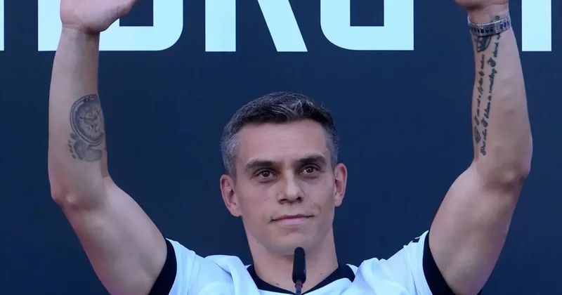 Trossard da beklenen süreç tamamlandı