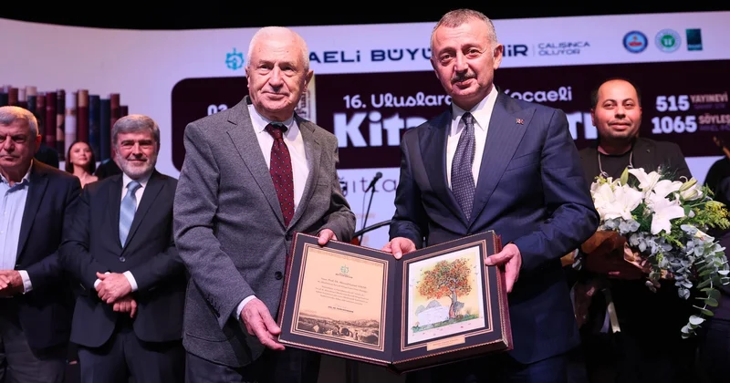 Türkiye’nin en büyük kitap fuarı Kocaeli’de kapılarını açtı