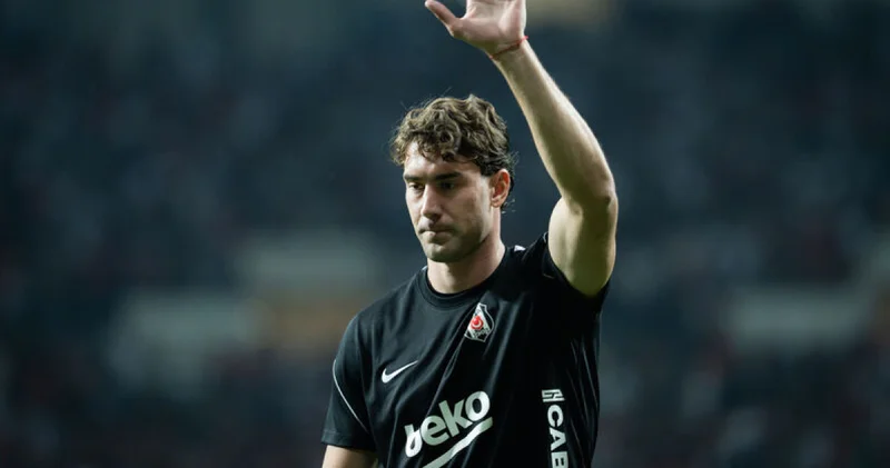 Kocaelispor maçı öncesi Beşiktaş a müjde! Sakatlıktan dönen Dusan Vlahovic antrenmana katıldı