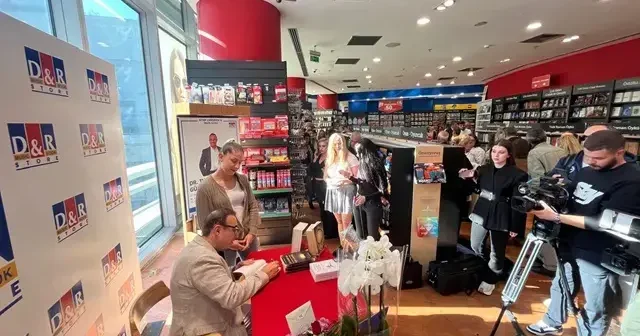 Dr. Turhan Güldaş’ın ‘Saniye Saniye En Muhteşem Versiyonunu Yarat’ kitabı okurlarla buluştu