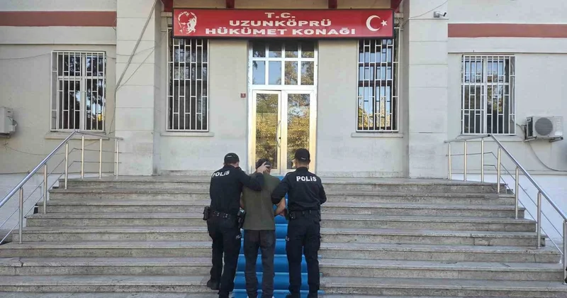 2 saat kaçabildi! Bir kişiyi öldüren şüpheli restoranda yakalandı