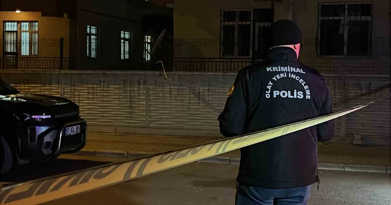 Konya da kızının yanındaki kadın, ayrı yaşadığı eşinin kurşunlarıyla ağır yaralandı