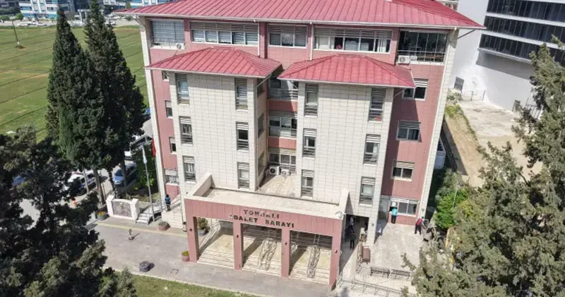 İzmir’de çocuğun soybağı değiştirilmesinde 1 tutuklama