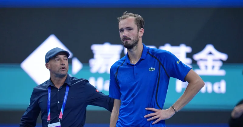 Daniil Medvedev Çin Açık tan diskalifiye edildi!