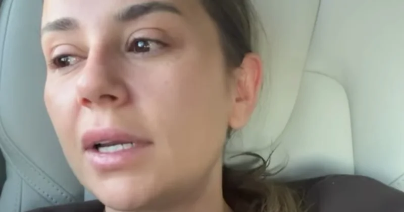 Merve Özbey, konser arasında merdivenlerden düştü! Sağlık durumu hakkında açıklama geldi