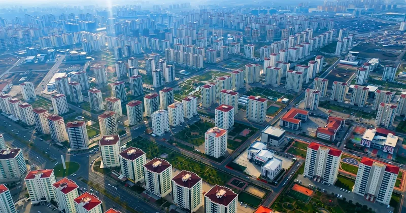 İl Olsa 82. Sıraya Yerleşecek! Türkiye nin En Kalabalık Mahallesi Ezber Bozdu: 5 Şehri Yuttu!