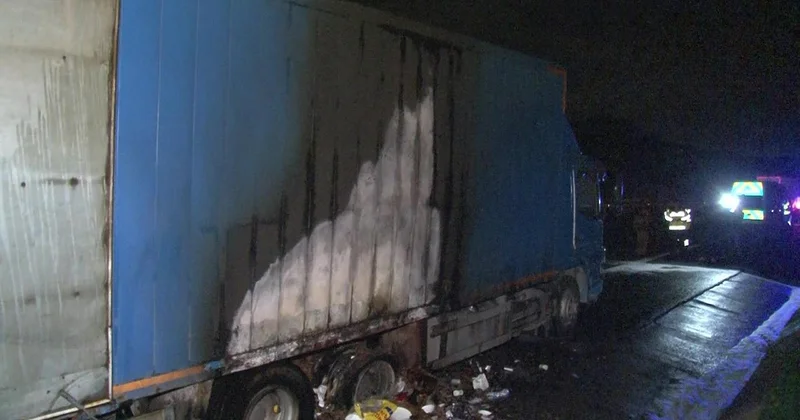 Kuzey Marmara Otoyolu nda kamyon yangını