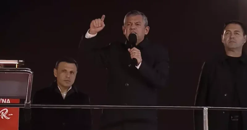 CHP Genel Başkanı Özgür Özel, Ümraniye deki mitingde konuşuyor