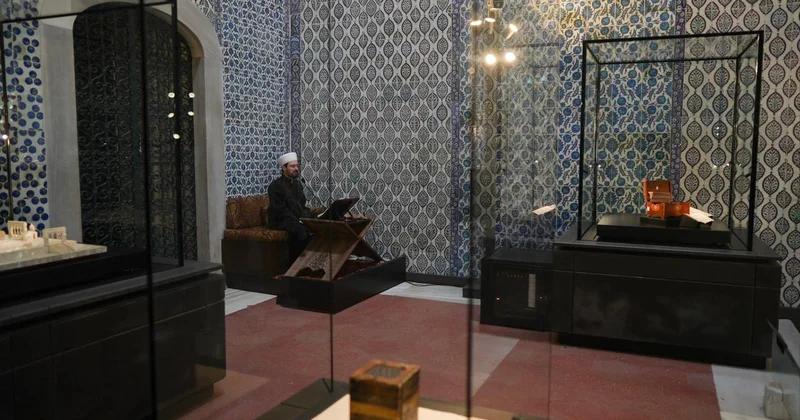 Topkapı Sarayı nda Osmanlı dan günümüze ulaşan manevi nöbet 5 asırdır sürüyor