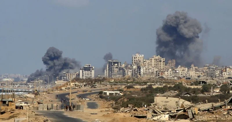 İsrail in ateşkes ihlali sürüyor: Gazze de can kaybı 70 bine yaklaştı!