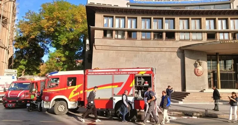 Ankara’da üniversitede duman sızıntısından etkilenen 6 kişi hastaneye kaldırıldı