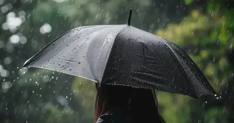 AKOM: İstanbul da sıcaklıklar düşecek; yer yer yağış görülecek