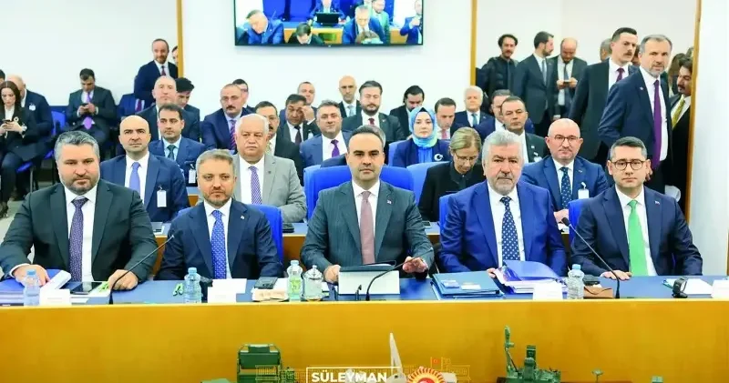 Altı bin yeni fabrikada 250 bin kişiye iş Ekonomi Haberleri