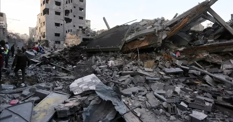 İsrail ordusu, Gazze de Sarı Hattı aştıkları iddiasıyla 2 Filistinliyi öldürdü