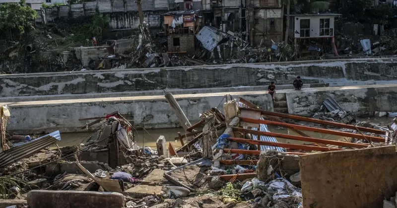 Tayfun Filipinler i fena vurdu! Can kaybı 85 e çıktı!