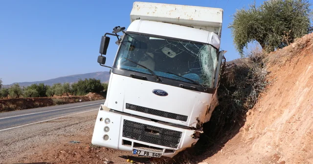 Kilis te zincirleme kazada 3 araçta hasar oluştu Kilis Haberleri