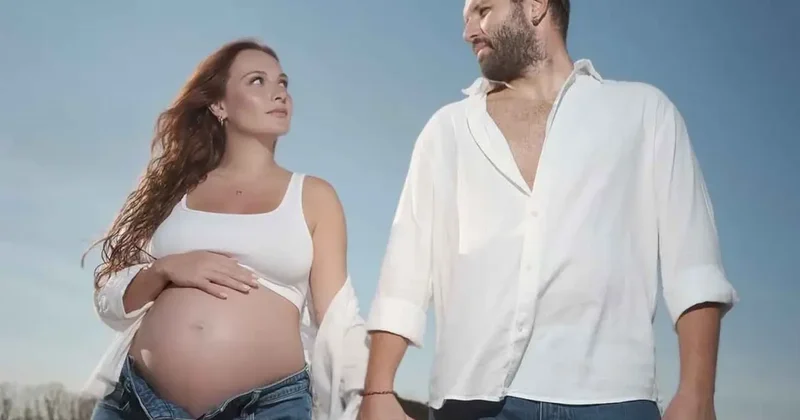 Annelik heyecanı yaşayan Başak Gümülcinelioğlu ndan ilk paylaşım!