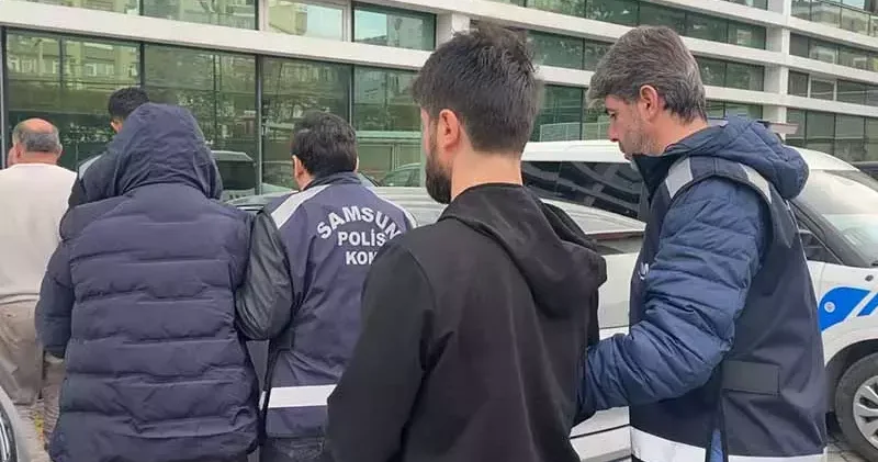 Samsun da FETÖ operasyonu; 5 gözaltı