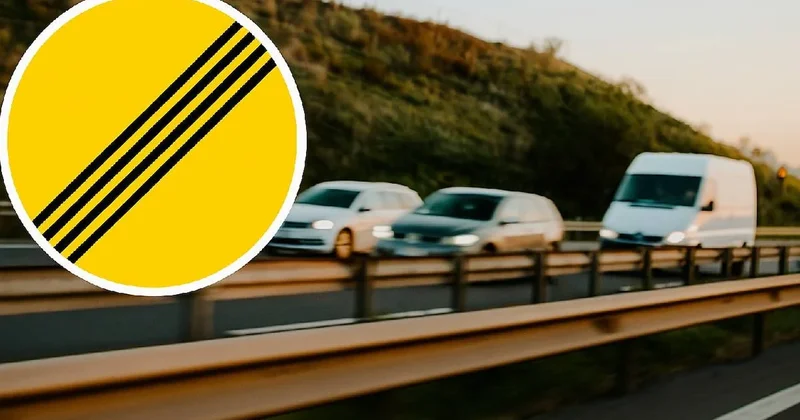 4 çizgili sarı trafik levhası sürücüleri meraklandırdı: İşte anlamı Sözcü Gazetesi