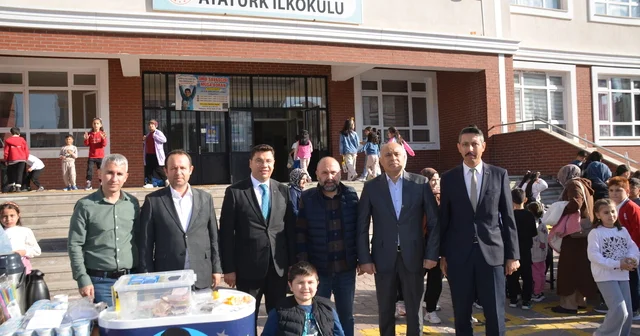 Kahramankazan da DMD hastası çocuk için kermes düzenlendi Ankara Haberleri